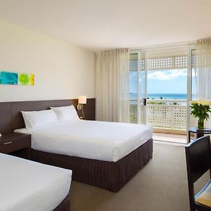 Cairns Harbourside Hotel